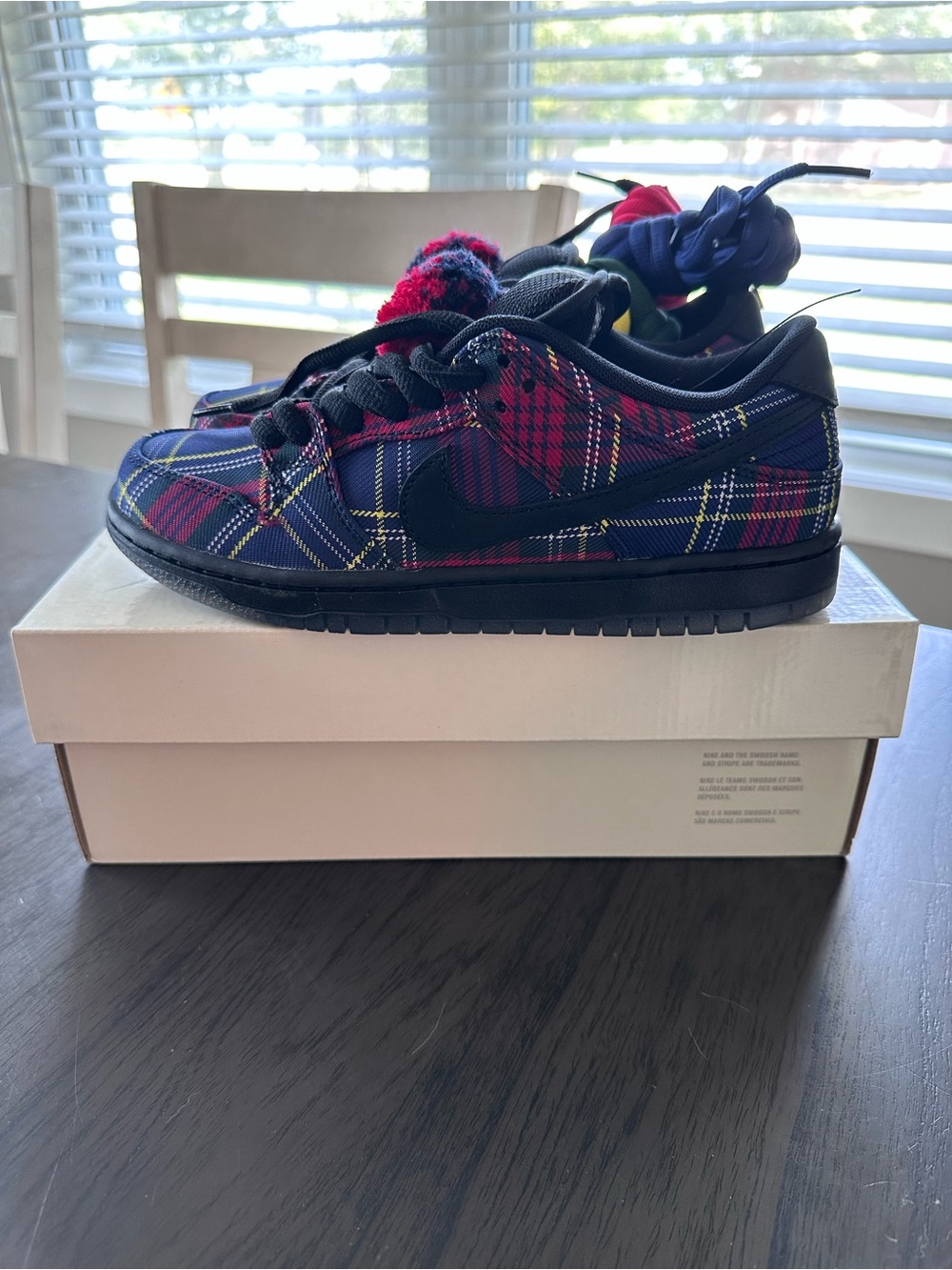 Nike SB dunk Low Pro QS NW university Red And Blue, Several Laces Women Size 6.5
